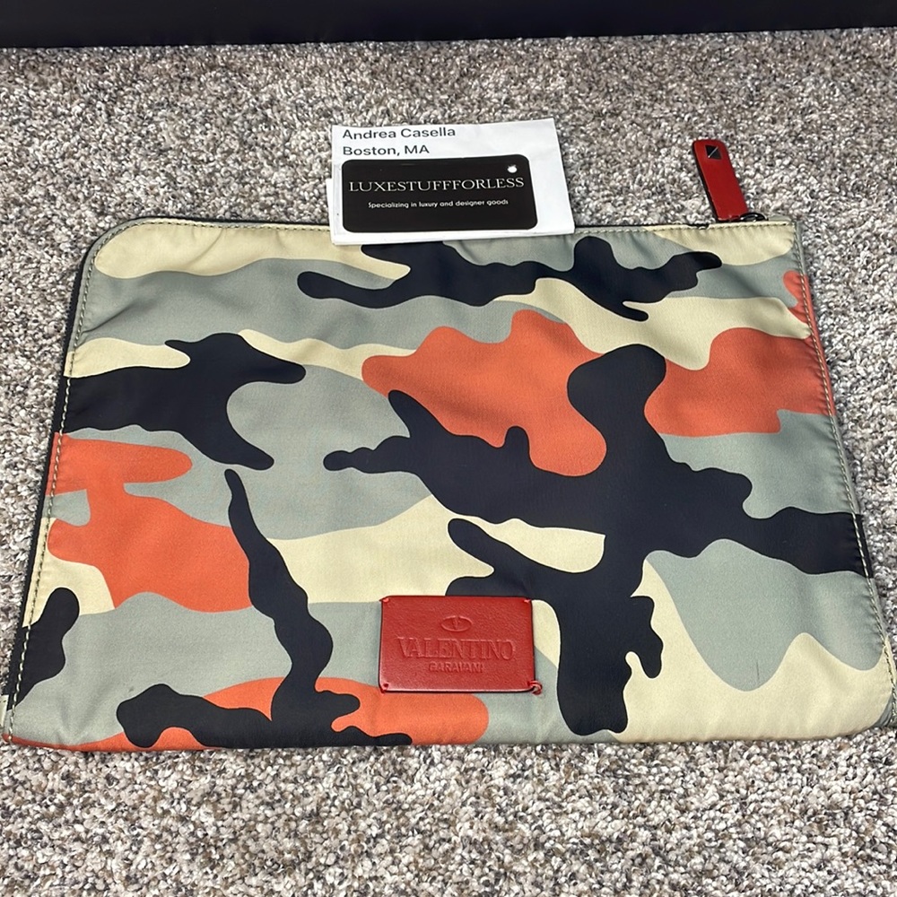 Authentic Valentino Garavani rockstud camouflage nylon pouch clutch